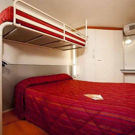 Hotel Premiere Classe *